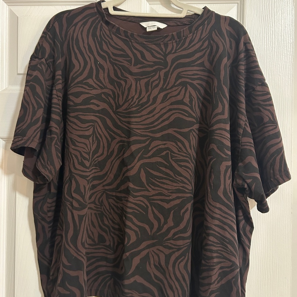 H&M Black and Brown Zebra Print Tee - Picture 2 of 3